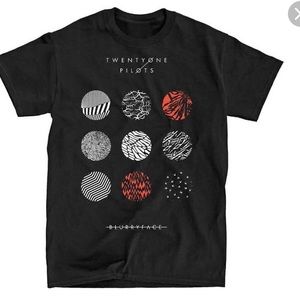 Twenty One Pilots “Blurry Face” Band Tee